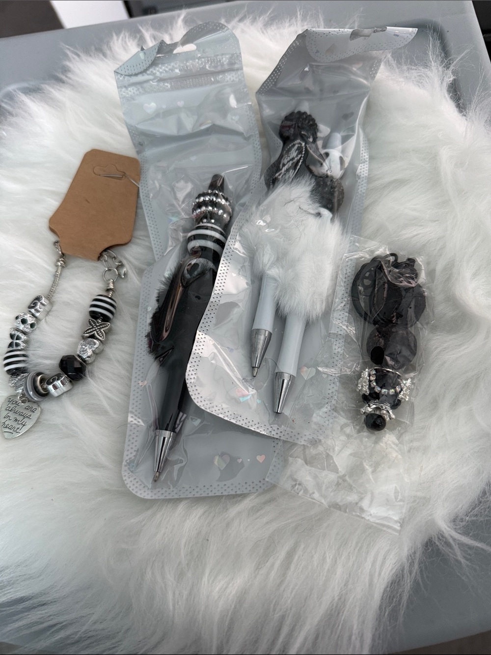 Black & White Fluffy Charm Pens and Bracelet Set